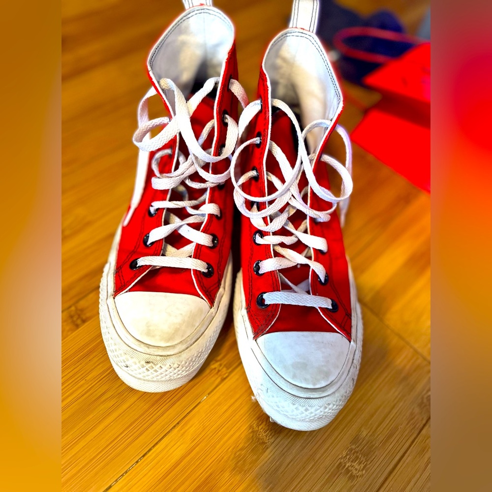 Womens 7.5 platform red custom converse